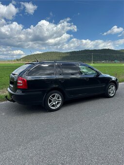 Škoda Octavia 1,9 TDI 77 kW DSG automat - 7