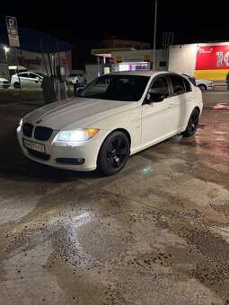 BMW E90 320d xDrive - 7