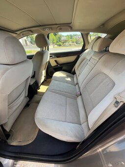 Peugeot 407 - 7