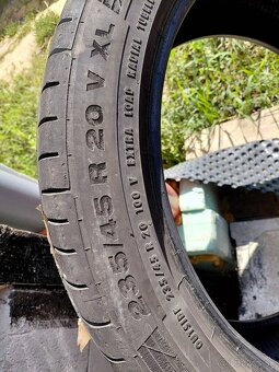 2x letne Continental 235/45R20 - 7