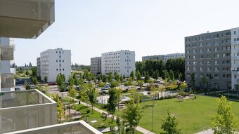 Prenájom útulnej, plne zariadenej garsónky v novostavbe v Br - 7