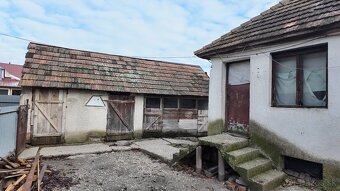 Rodinný dom s možnosťou prerábania v Bake - 7