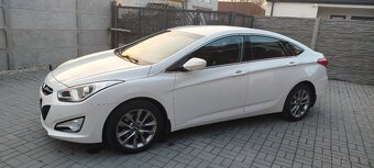 Hyundai i40, 1.7CRDi, sedan, model 2015 - 7