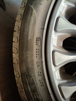 Elektróny Ford R18 - 7