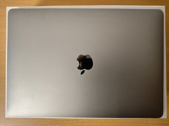 MacBook Air 2020 | i7 • 8GB • 256GB - 7