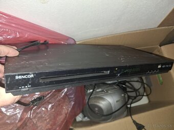 Domace kino , Dvd , CD menič , CCTV dig. rekorder CPD 507 - 7