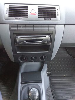 Škoda fabia - 7