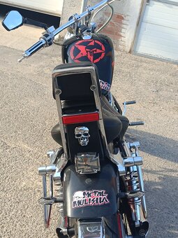 Suzuki VS 700 Intruder - 7