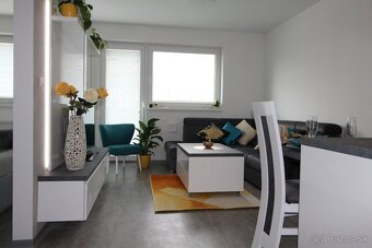 2 - izbový byt s balkónom /52 m2/ Žilina - Bulvár - 7