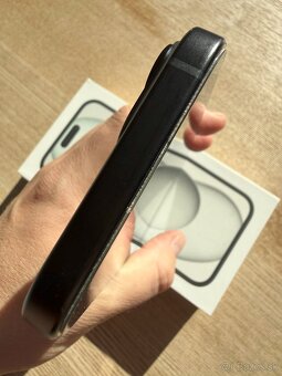 Apple iPhone 15 256 GB Black - 7
