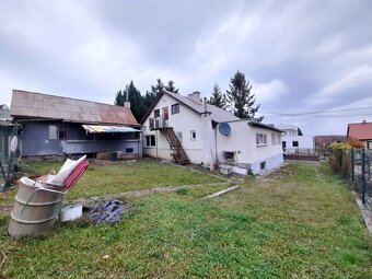 Exkluzívny stavebný pozemok v lukratívnej lokalite Pereš - 7