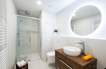 Prenájom 2 izbový byt Nitra, širšie centrum s parkovaním - 7