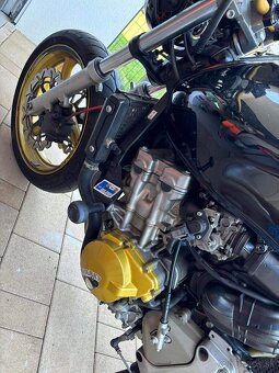 Honda Hornet CB 600F - 7