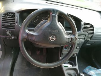 Opel Zafira - 7
