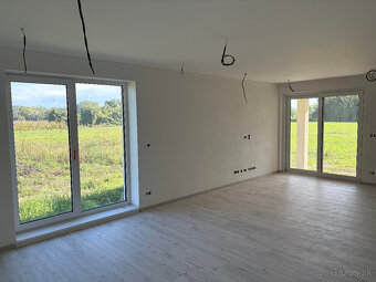 Novostavba v Nesvadoch - 7