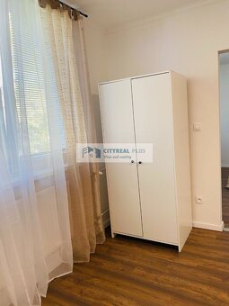 Ponúkame na predaj moderný, kompletne prerobený 1 izbový byt - 7