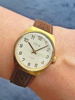 Československé mechanické vintage retro hodinky PRIM Zlaté z - 7