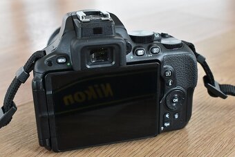 Nikon D5500 - wifi - dotyk. display - nafotene len 13 tisic - 7