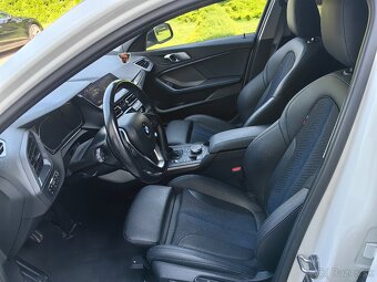BMW 118d F40 - 7