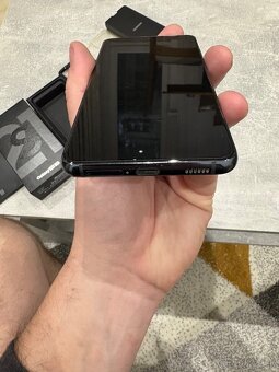 Predám v 100% stave Samsung Galaxy S21 5G 128GB - 7