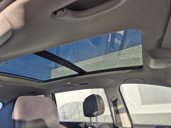 Volkswagen Sharan 2.0 TDI 7-miestny - 7