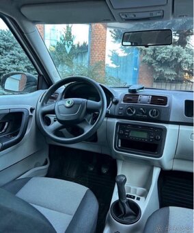 Škoda Fabia 1.2 156000€ r.v.2012 - 7