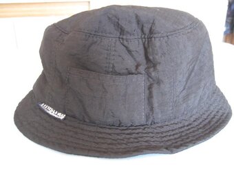 Čižmy ,  kabele, čiapky - 7