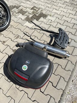 Yamaha FZS 600 - 7