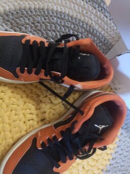 Tenisky Nike Jordán 38,5 - 7