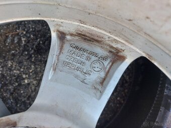 ELEKTRÓNY PNEUMATIKY ŠKODA R15 5X100 6JX15 ET43 - 7