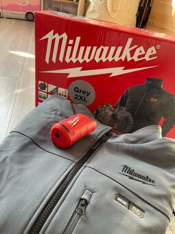 Predám novú bundu zn Milwaukee 2xl - 7