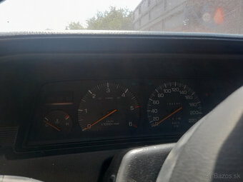 predam toyota camry 2 td 1990 - 7