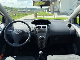 Toyota Yaris 1.0 VVT 2010 - 7