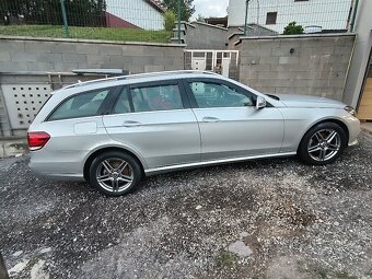 Mercedes E w212. 220 D facelift TOP stav - 7