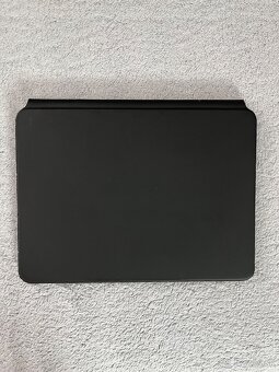 iPad Pro 11″ (2022) – 128 GB / Wi-Fi + Magic Keyboard - 7