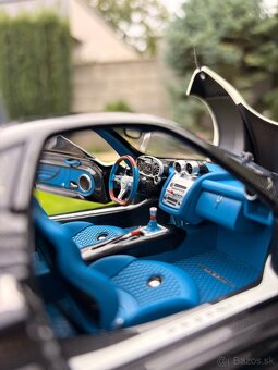Almost Real / Pagani Zonda F / 1:18 - 7