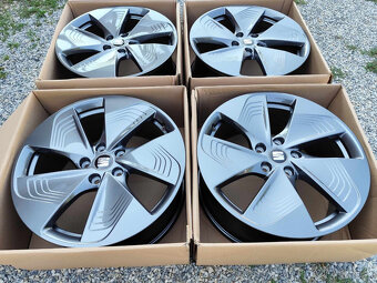 5x112 r18 ET50 elektróny originál SEAT + ŠKODA, VOLKSWAGEN - 7