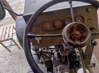 Doma robený traktor - 7