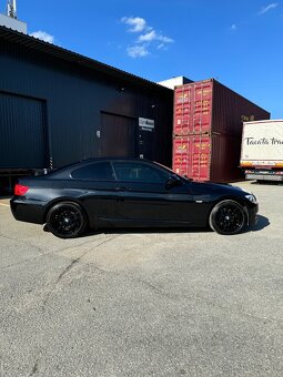 BMW 320d Xdrive e92 2011 - 7