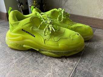 Jordan / Nike / Balenciaga - 7