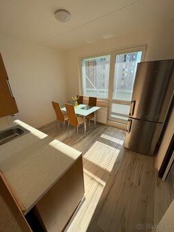 Prenajmem slnečný 2-izbový byt - 7