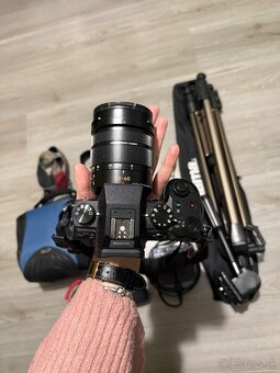 Panasonic Lumix G7 s príslušenstvom - 7