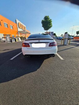 Mercedes E 350 CGI cupe - 7