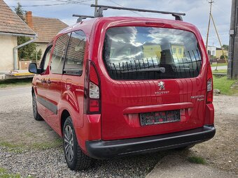 Peugeot Partner Tepee 1.6i Facelift mod. 2014 145 tisíc km - 7