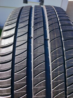 Dvojrozmer 275/40 r19 a 245/45 r19 michelin - 7