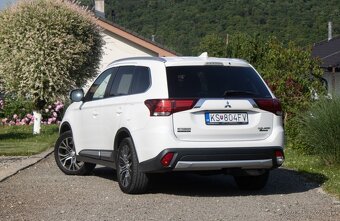 Mitsubishi Outlander 2.0 MIVEC Intense 4WD CVT - 7