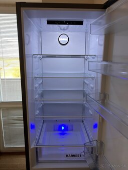 Chladnička s mrazničkou BEKO - 7
