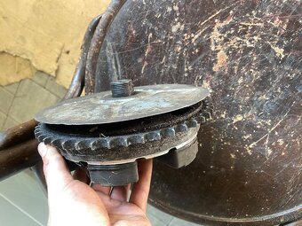 Rozeta Jawa 250/350 panelka 46z - 7