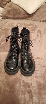 Lakované čižmy h&m 35 - 7