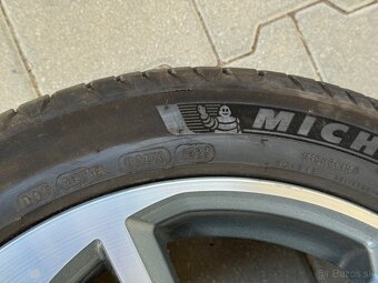 Originál Audi letná sada 235/45 R18 - 7